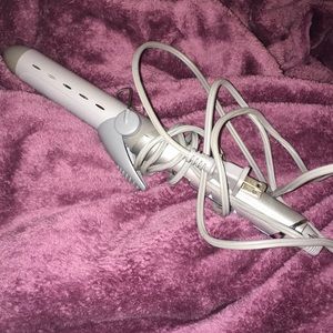 brand new curling iron. Never used!